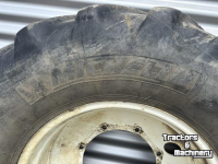 Roues, Pneus, Jantes, Barillets Jumelage Michelin Set Michelin Banden 540/65R28 Multibib Vaste Velgen