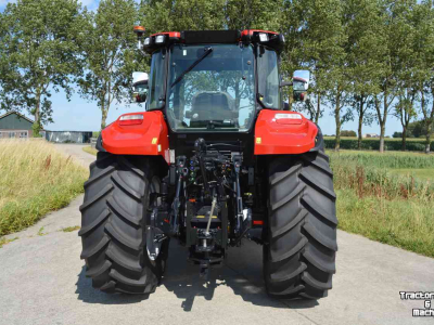 Tracteur Case-IH Farmall M 100
