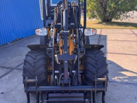 Chargeuse sur pneus JCB 403 plus Canopy brede wielen