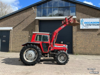 Tracteur Massey Ferguson 590-4 met voorlader