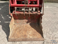 Tracteur Massey Ferguson 590-4 met voorlader
