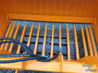 Distributeur de fourrage en bloc Flingk KHP2 1800-T