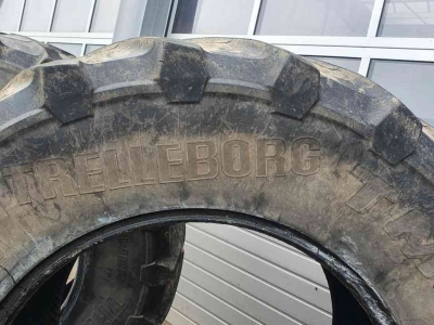 Roues, Pneus, Jantes, Barillets Jumelage Trelleborg 650/75 R 38