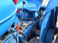 Autres tracteurs et accessoires Ford Major