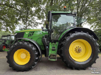 Tracteur John Deere 6215R