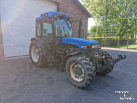 Tracteur New Holland TN90F