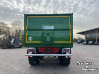 Benne agricole Kröger MUK303 Landbouwkipper 22T