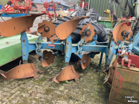 Charrues Ransomes DP7