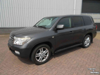 Autres matériel et accessoires de transport et industriels Toyota landcruiser 200 v8