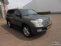 Autres matériel et accessoires de transport et industriels Toyota landcruiser 200 v8
