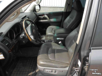 Autres matériel et accessoires de transport et industriels Toyota landcruiser 200 v8