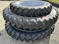 Roues, Pneus, Jantes, Barillets Jumelage BKT 230/95/32 en 230/95/48