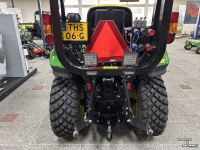 Tracteur pour vignes et vergers John Deere 2026R