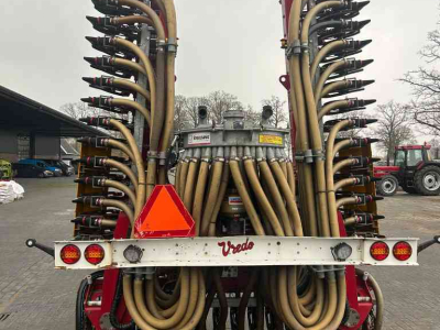 Injecteur de prairie Vredo ZB3-8750