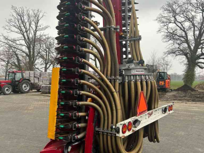 Injecteur de prairie Vredo ZB3-8750