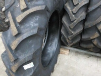 Roues, Pneus, Jantes, Barillets Jumelage  12.4R28 BKT