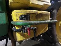 Pulvérisateur trainé John Deere M732i Veldspuit / Spuit