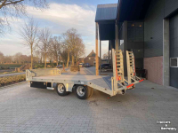 Semi-remorque surbaissé Heuvelmans Oprijwagen machinetransporter