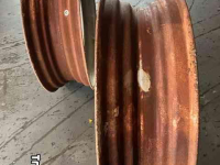 Roues, Pneus, Jantes, Barillets Jumelage Case-IH Set Velgringen  DW10x34 ring eenkant 29cm anderekant 10cm