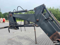 Chargeur frontal  Robuuste voorlader met bak en balenprikker, MF