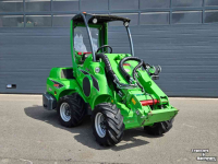 Chargeuse sur pneus Avant 528 TDL+ mini-shovel