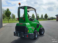 Chargeuse sur pneus Avant 528 TDL+ mini-shovel