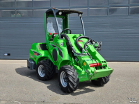 Chargeuse sur pneus Avant 528 TDL+ mini-shovel
