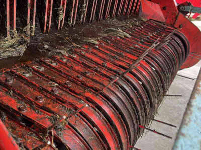 Autochargeuse Mengele Garant 543 Opraapwagen, ladewagen, weidebouwmachines