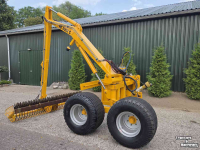 Bras avec benne de fauche Bos Bos HE6003C slootreiniger maaikorf