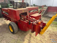 Presses New Holland 575 pakvespers NIEUW STAAT