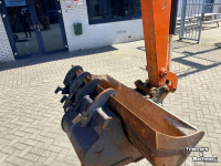 Mini pelleteuse Hitachi ZX26U
