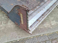 Mélangeuse distributrice autocharg. Vicon Snijbord / Snijframe Lademat 5400