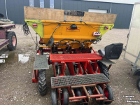 Planteuse Koningsplanter 3 rij verse knoflook
