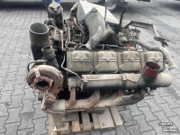 Moteur Deutz BF8L413 F  2 stuks niet compleet
