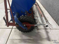 Semoir Stegsted 4M. 33R.