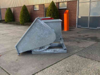 Godets curage orientable Jako Kantelbakken 850 liter