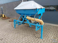 Semoir  Mistral 4500 Fronttank