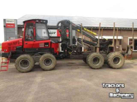 Véhicule automotrice arracheuse forestière Komatsu 835 Forwarder