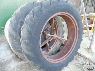 Roues, Pneus, Jantes, Barillets Jumelage Molcon 13.6x38