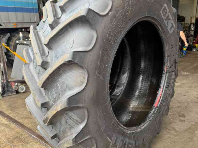 Roues, Pneus, Jantes, Barillets Jumelage BKT 520/85R38 (20.8R38)