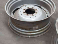 Roues, Pneus, Jantes, Barillets Jumelage Case DW 15x38