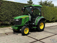 Tracteur pour horticulture John Deere 3046R Compact Tarctor