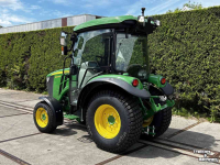 Tracteur pour horticulture John Deere 3046R Compact Tarctor