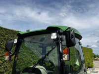 Tracteur pour vignes et vergers John Deere 3046R