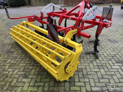 Cultivateur Pottinger Nieuwe Pottinger Synkro 3020