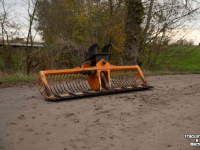 Benne de fauche Herder Landreus msz 250 maaikorf mähkorb ditch cleaner mowing bucket