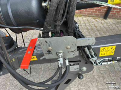 Andaineur Claas Liner 3100