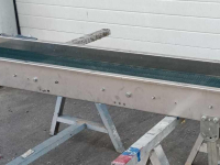 Convoyeur élévateur  Opvoerband 1800X300 OPVOERBAND ELEVATOR BELT FÖRDERBAND STEIGBAND