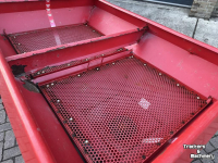 Convoyeur Lely CENTERLINER KUNSTMESTSTROOIER
