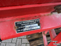 Convoyeur Lely CENTERLINER KUNSTMESTSTROOIER